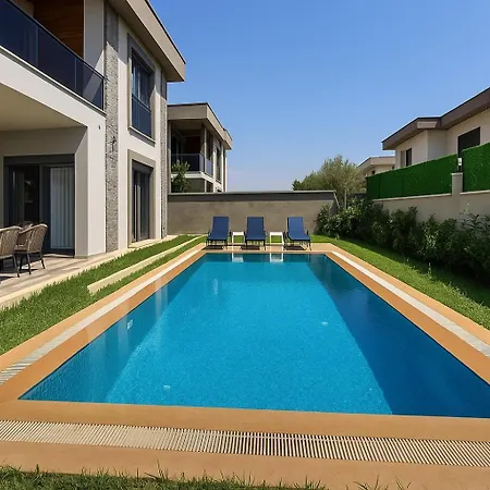Modern Luxury Villa