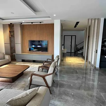 Modern Luxury Villa
