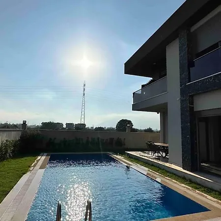 Modern Luxury Villa