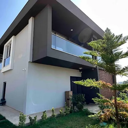 Villa Modern Luxury *