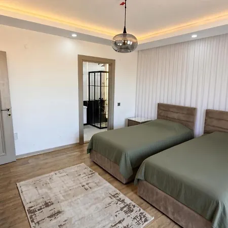 Modern Luxury *
