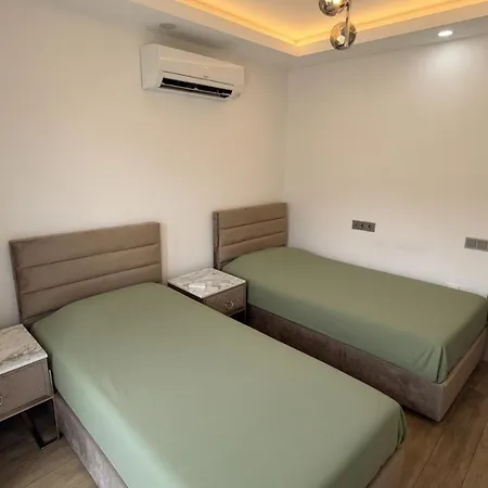 Modern Luxury *