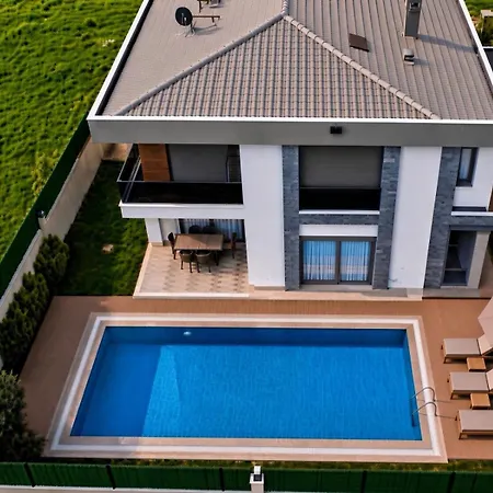 Villa Modern Luxury *